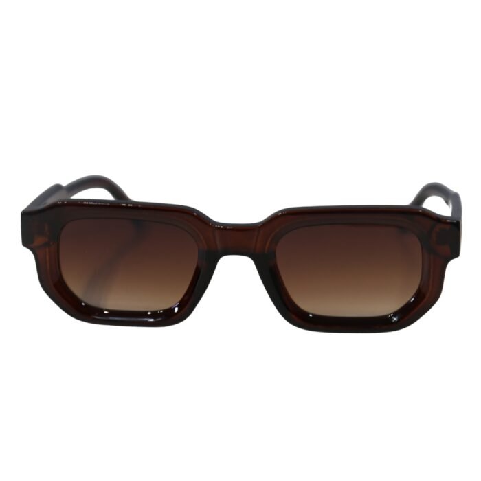Óculos de sol Desert Rose Marrom da Use Let’s Brasil visto de frente, com armação quadrada robusta em acetato marrom translúcido e lentes marrom degradê.