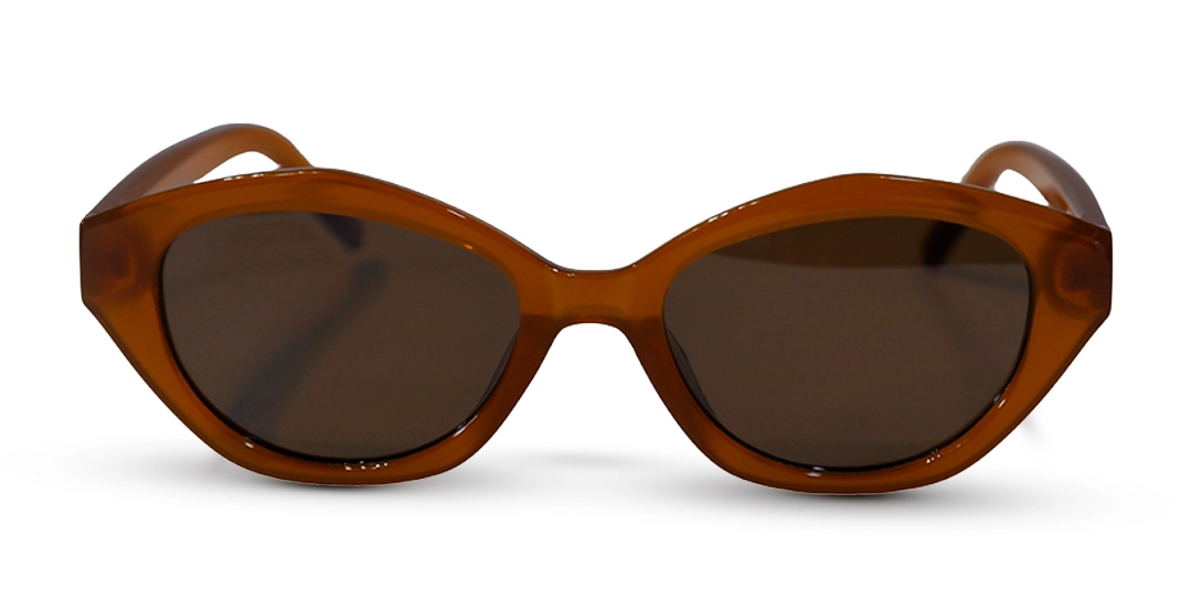 Óculos de sol Fire Lily da Use Let’s Brasil visto de frente, com armação em acetato caramelo moderno e lentes marrons com proteção UV400